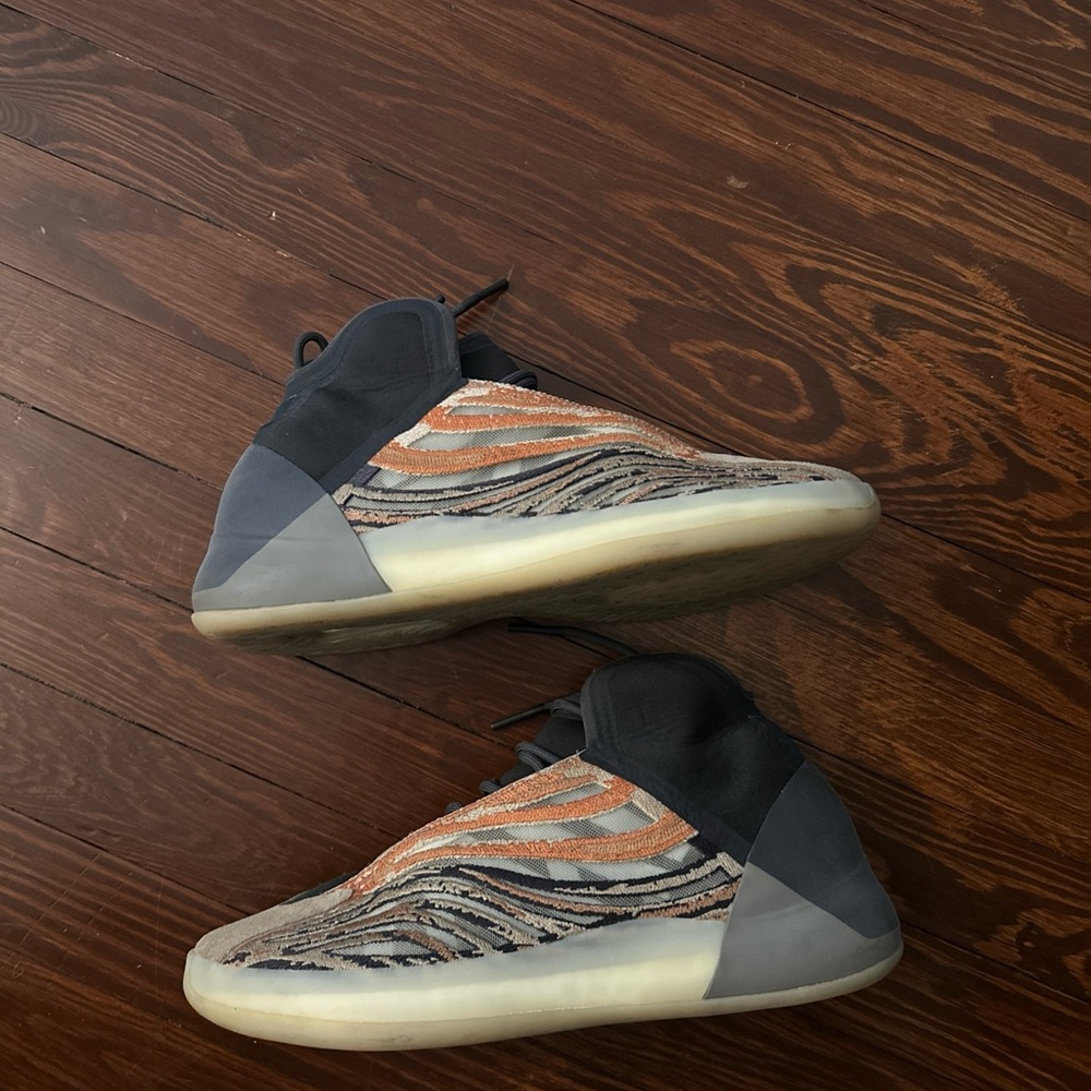 YEEZY “QUANTUM” 📸 🍊